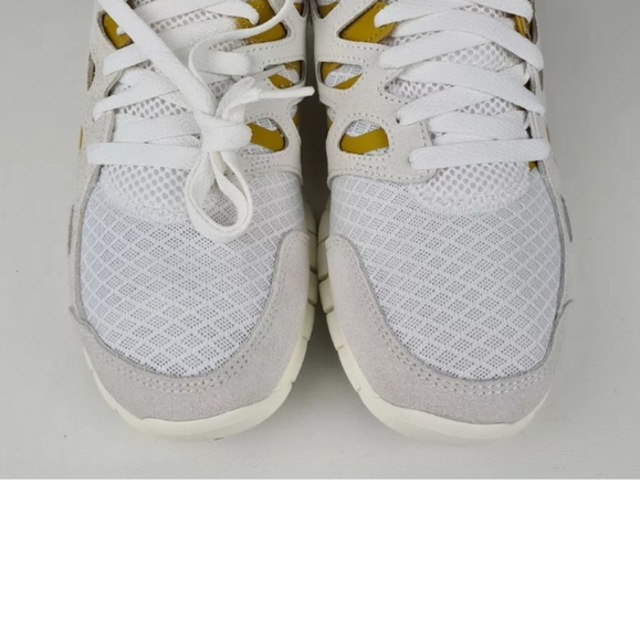 Nike women's running shoes size 9 1/2 - Picture 8 of 12